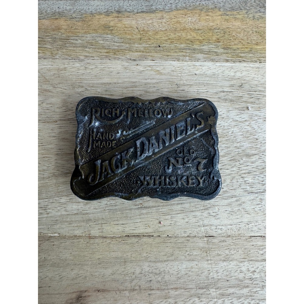 Jack Daniels Old No7 Whiskey Belt Buckle Serial B4275 Antique Brass Tone Scallop